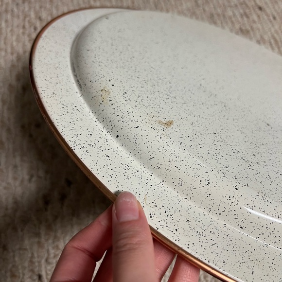 🟤Large, round serving platter with design/pattern, preowned🟤 - Picture 8 of 9